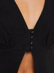 Vest top V neckline, slight ruching at bust, button fastening at front, split hem Non-stretch, partially lined