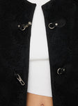  Teddy coat Relaxed fit, twin hip pockets, drop shoulder, gold-toned clasp fastening down front  Non-stretch, fully lined 