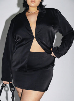 Eileen Set Black Curve