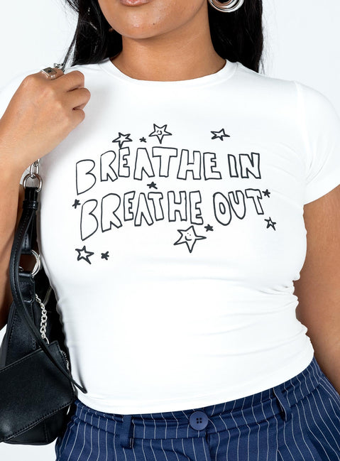 White cropped tee Graphic print