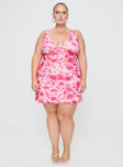 Princess Polly Curve  Floral print mini dress, mesh material V-neckline, fixed shoulder straps Good stretch, fully lined