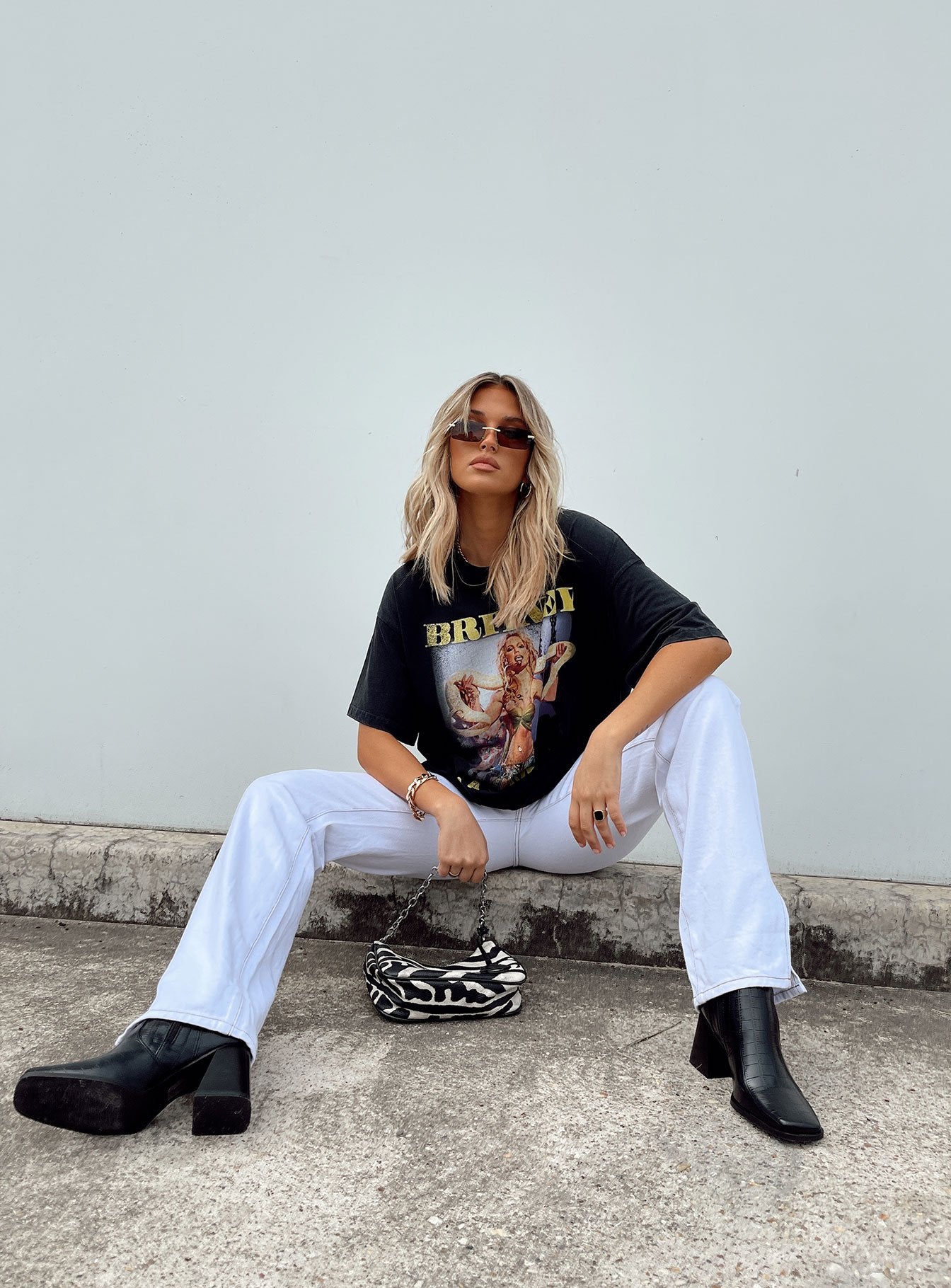 Britney Oversized Tee Black