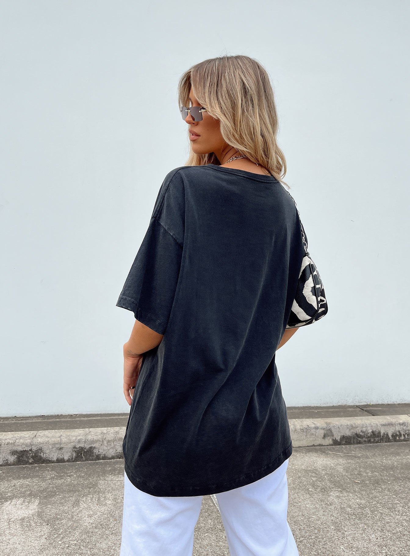 Britney Oversized Tee Black