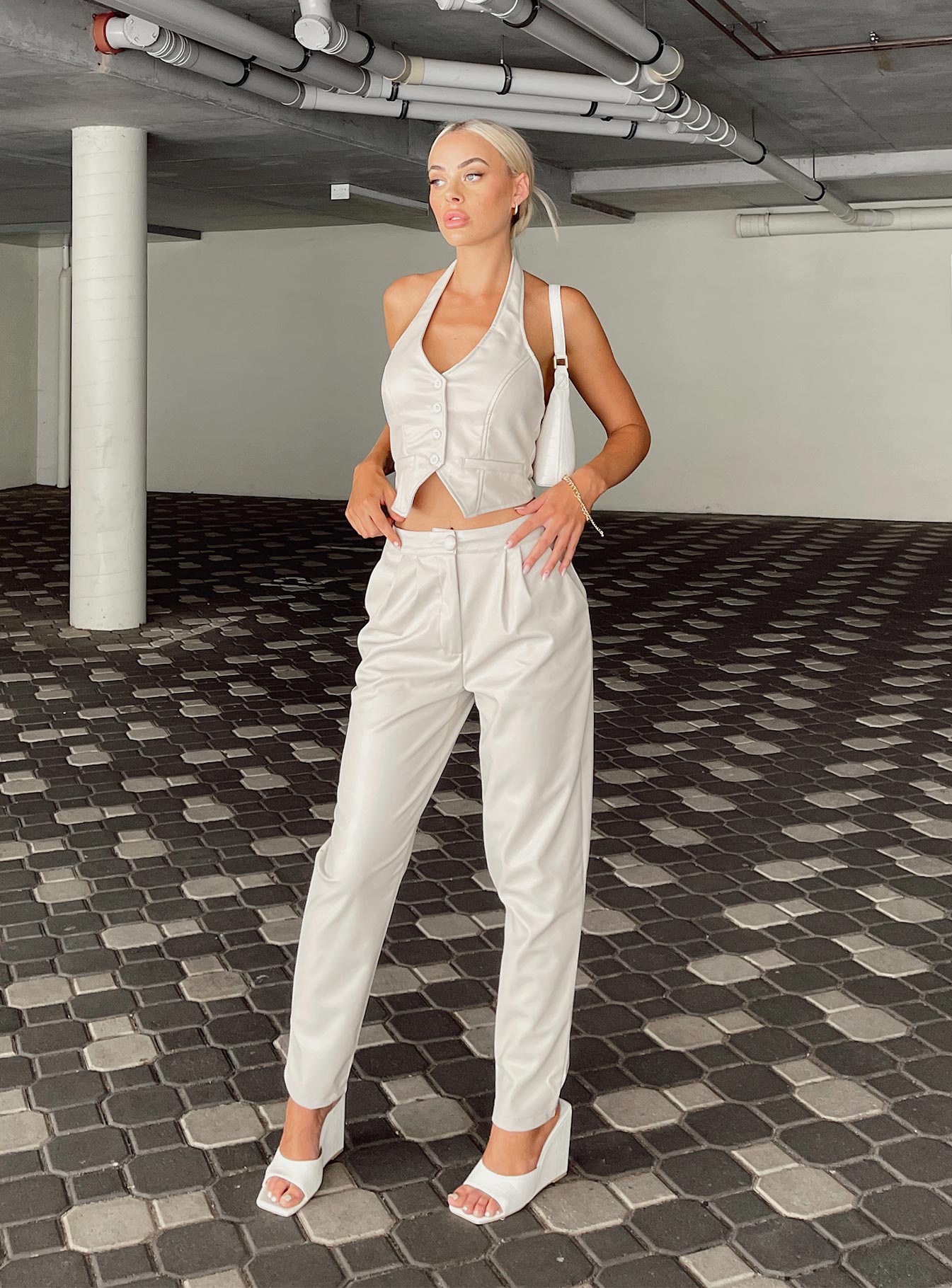 Waterbased PU Love Club Pants Cream